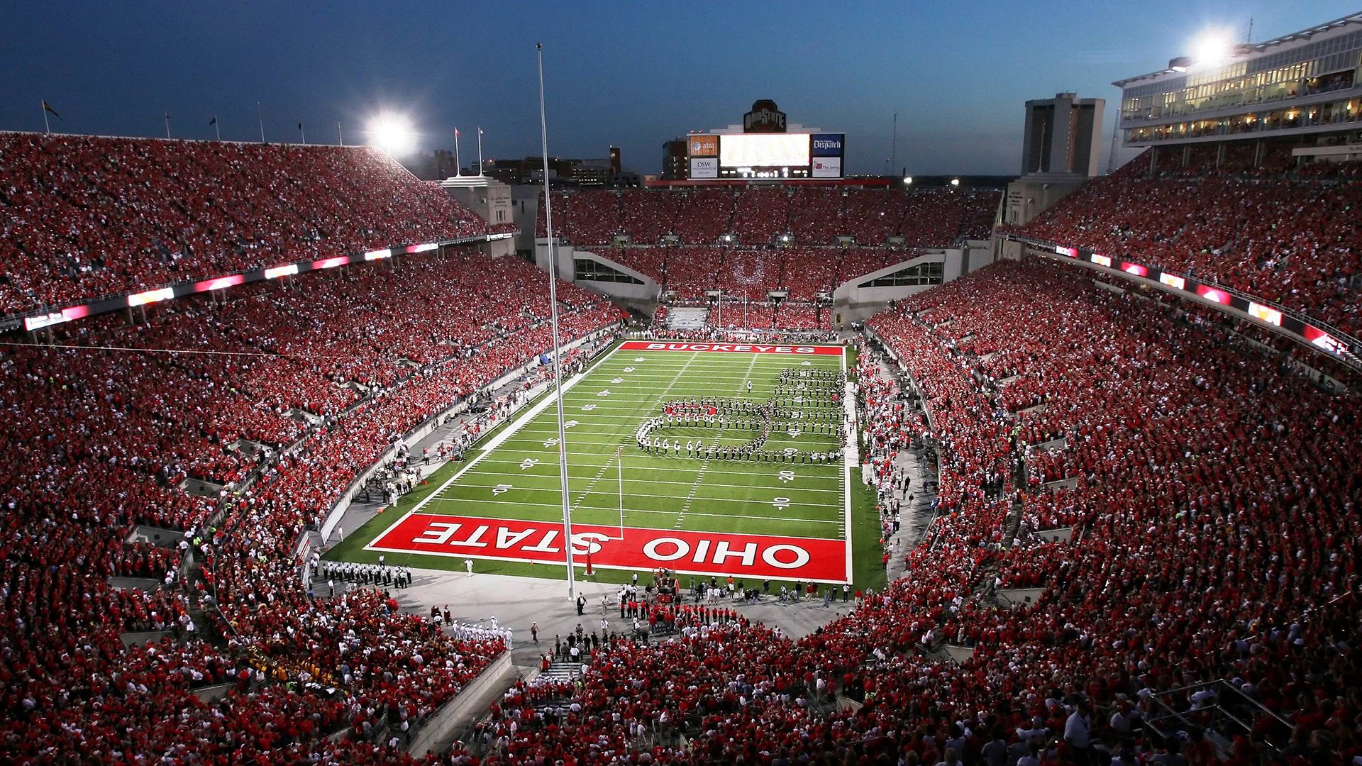 国际足联与各洲足联在赛事组织上加强协同，国际足联的作用